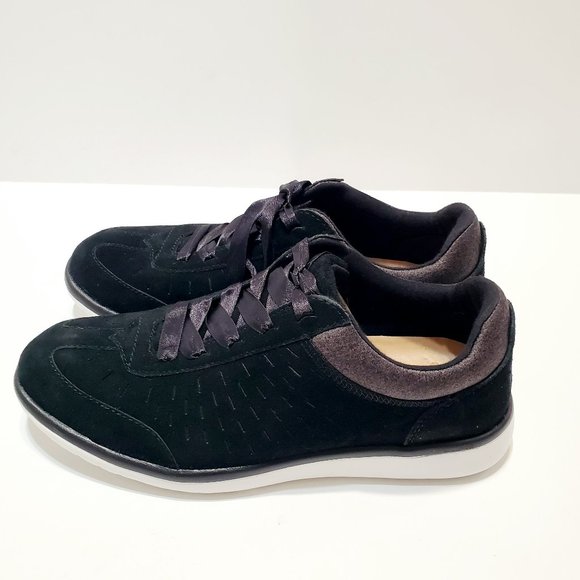 UGG W Victoria Perforated Suede Sneakers Black Sz 9 NWB - Picture 6 of 12